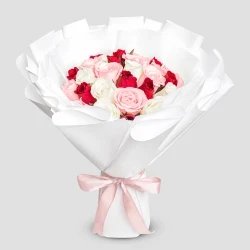 Rose Elegance Blooms (30 Roses)